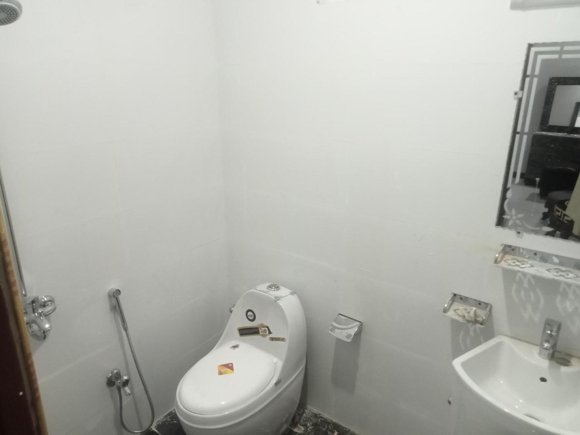 Ryazm Guest House ราวัลปินดี ภายนอก รูปภาพ